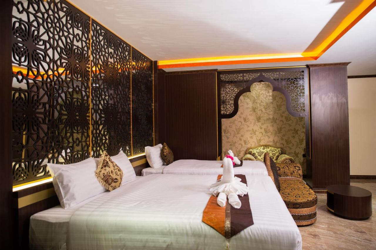 Bab Alhara Hotel Patong Exterior photo