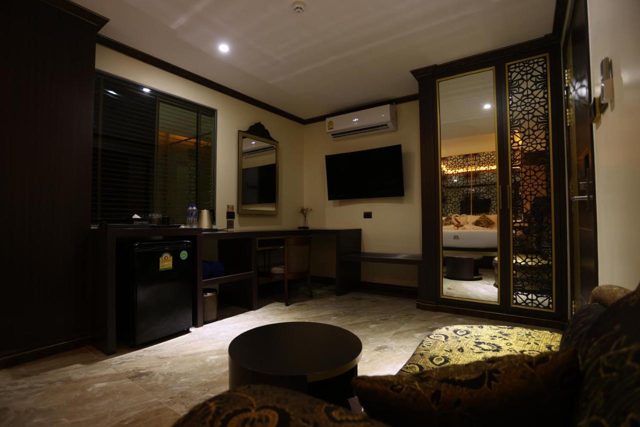 Bab Alhara Hotel Patong Exterior photo