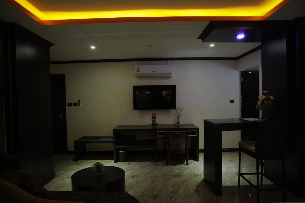 Bab Alhara Hotel Patong Exterior photo