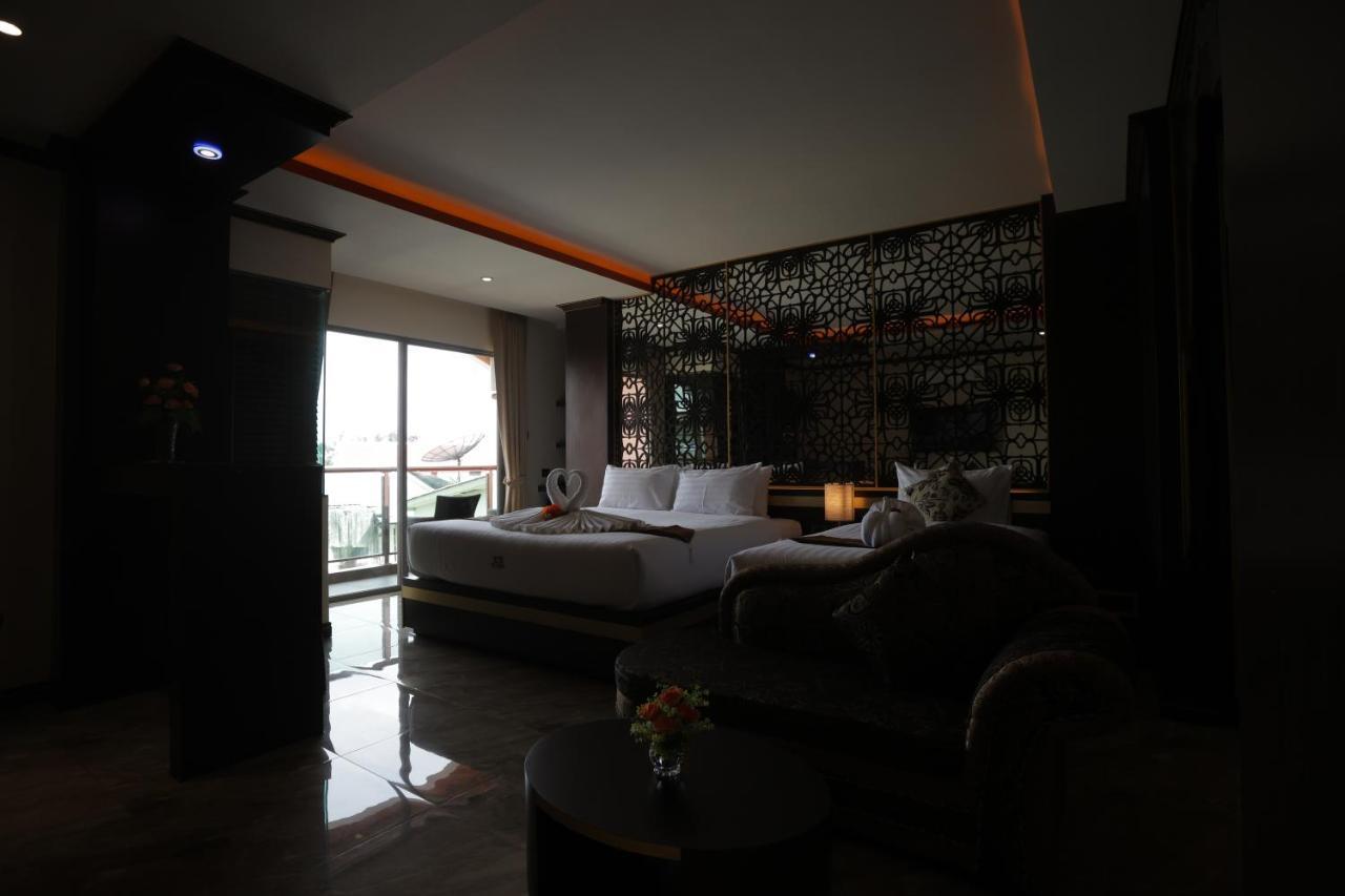 Bab Alhara Hotel Patong Exterior photo