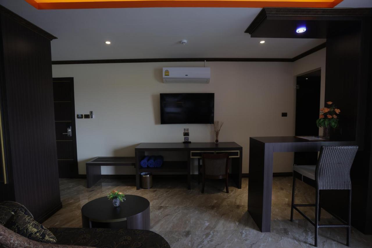 Bab Alhara Hotel Patong Exterior photo